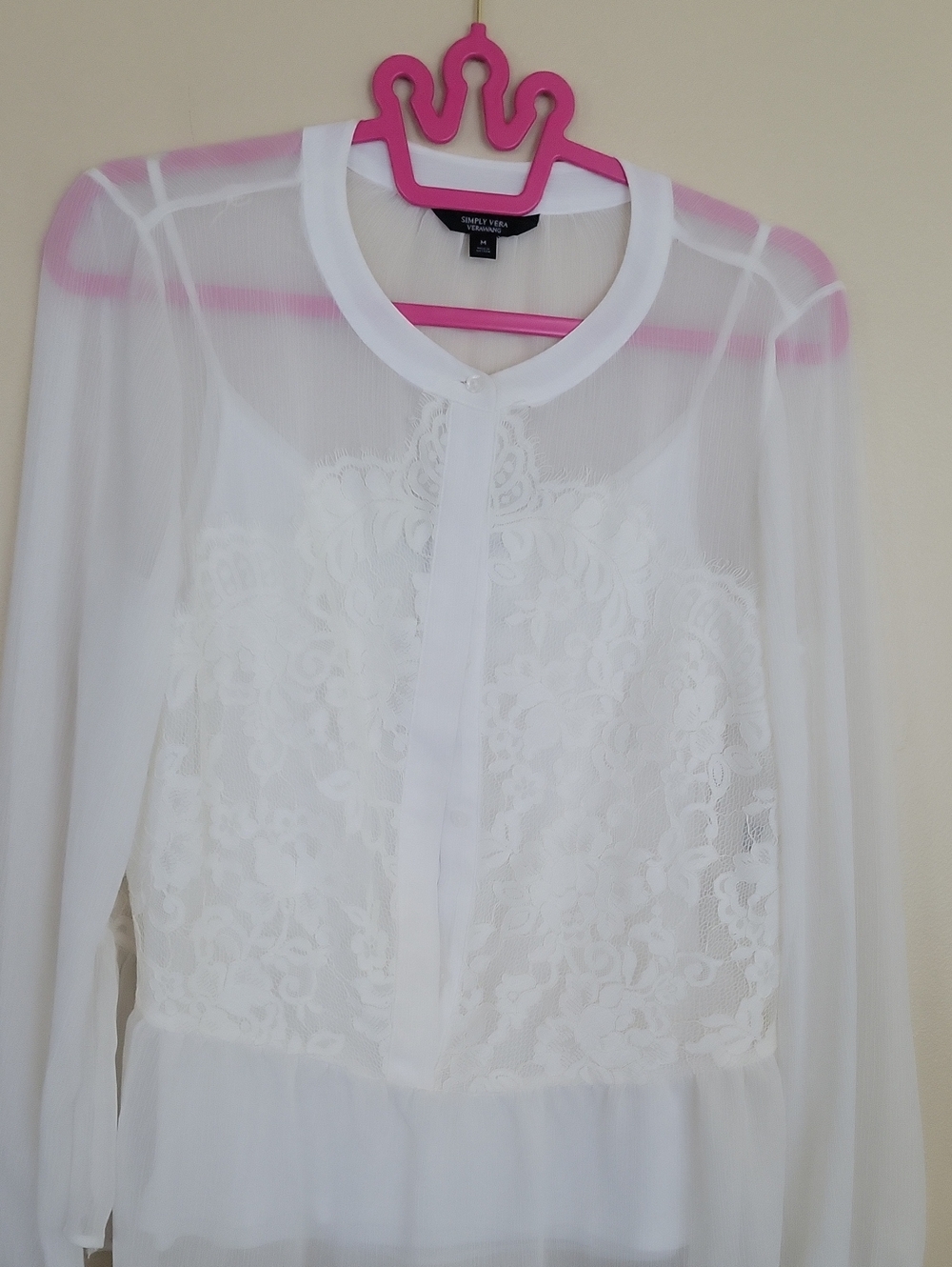 Simply Vera Vera Wang White Blouse with Black Label - Picture 3 of 7